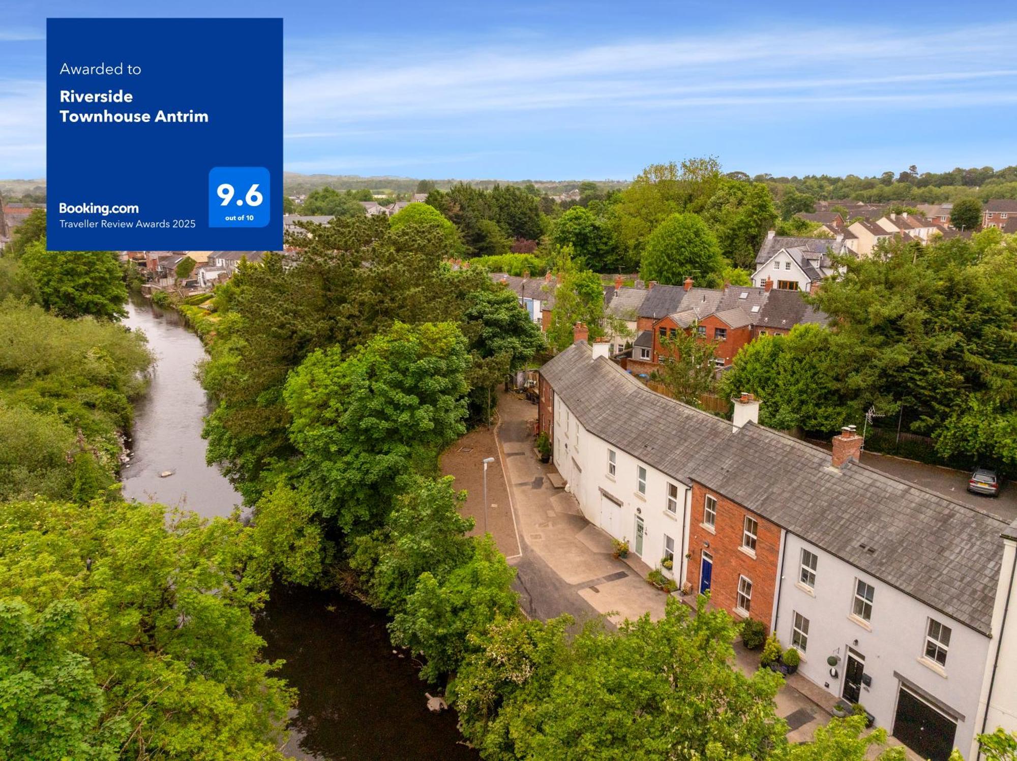 Riverside Townhouse Antrim Eksteriør bilde